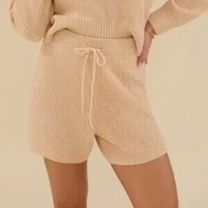 Rachel Parcell Pull On Sweater Shorts – Size Large – Bleached Sand – NWT